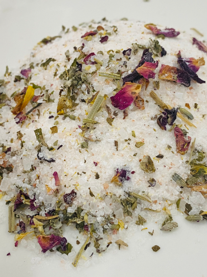 Yoni Bath Soak with our 12 Organic Yoni Herbal Blend